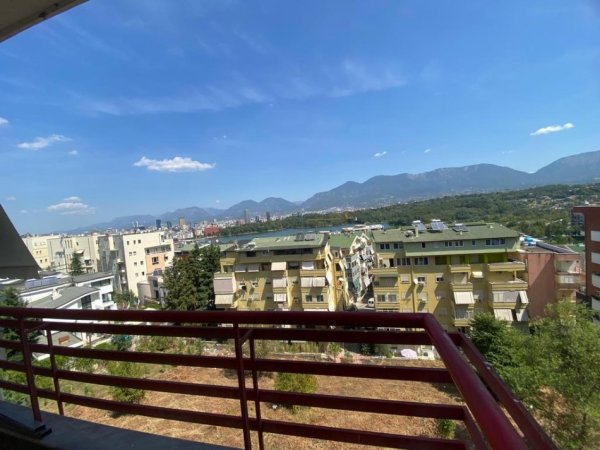 Tirane, jepet me qera apartament 2+1+Ballkon Kati 4, 110 m² 1.000 € 