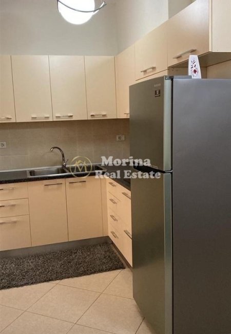 Tirane, jepet me qera apartament 1+1 Kati 3, 73 m² 450 € (Fresku)