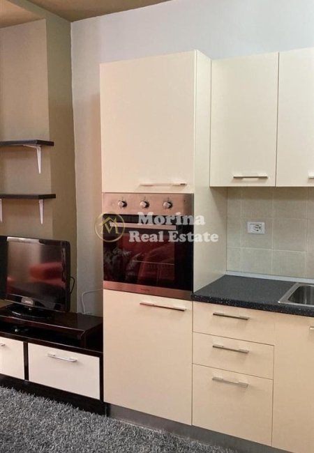 Tirane, jepet me qera apartament 1+1 Kati 3, 73 m² 450 € (Fresku)