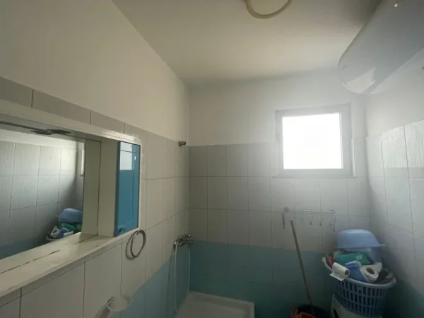 Tirane, shitet apartament 2+1+Ballkon Kati 7, 90 m² 130.000 € 