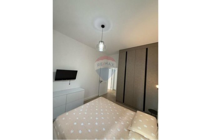 Tirane, jepet me qera apartament 1+1+Ballkon , 66 m² 800 € 