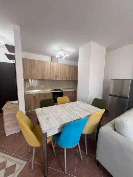 Tirane, shitet apartament 2+1+Ballkon Kati 6, 122 m² 199.000 € (Porcelan)