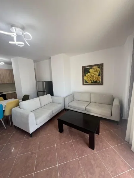 Tirane, shitet apartament 2+1+Ballkon Kati 6, 122 m² 199.000 € (Porcelan)