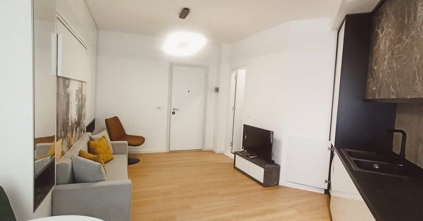 Tirane, shitet garsonier 1+1+Ballkon , 35 m² 82.000 € (Komuna e Parisit)