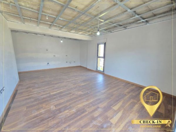 Tirane, shitet apartament 2+1+Aneks+Ballkon Kati 8, 102 m² 142.800 € (Porcelan)