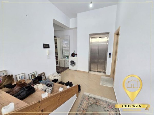 Tirane, shitet apartament+verande | Penthouse 2+1+Aneks+Ballkon Kati 4, 122 m² 300.000 € (Liqeni Thate)