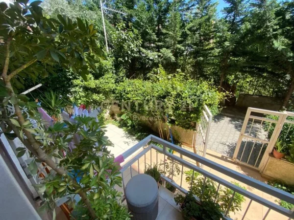 Tirane, shitet apartament 2+1+Aneks+Ballkon Kati 1, 115 m² 145.000 € (Fresku)