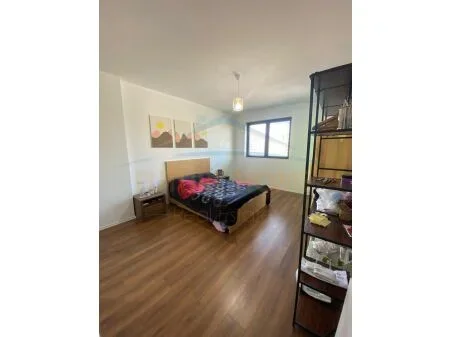 Tirane, jepet me qera apartament 2+1 Kati 5, 130 m² 600 € 