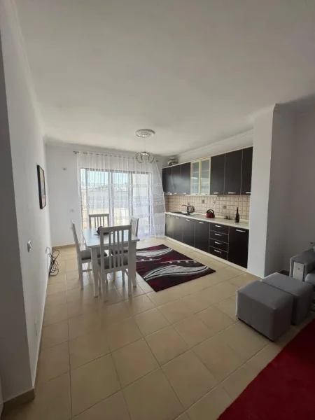 Tirane, shitet apartament 2+1+Aneks+Ballkon Kati 4, 82 m² 129.000 € (Rruga e Dajtit)