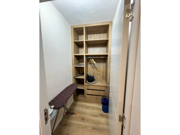 Durres, shitet apartament 1+1+Ballkon Kati 11, 95 m² 290.000 € (Vollga, Durres)