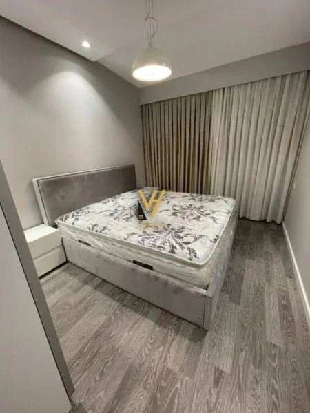 Tirane, jepet me qera apartament 3+1 Kati 6, 190 m² 1.300 € (RRUGA BILL KLINTON)