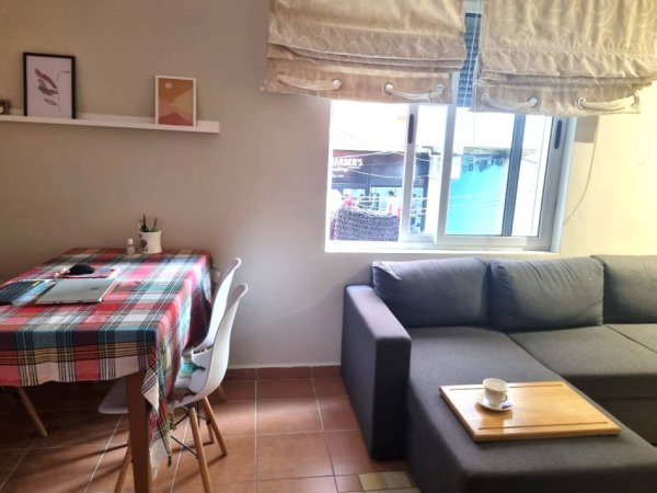 Tirane, jepet me qera 1+1 Kati 2, 60 m² 500 €
