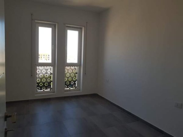 Tirane, shes apartament 2+1+BLK Kati 5, 102 m² 120.000 Euro (Shkolla e Bashkuar)