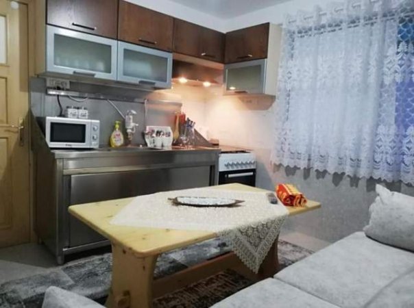 Tirane, shes apartament 1+1+A+BLK Kati 4, 60 m² 150.000 Euro (Rruga e Durresit)
