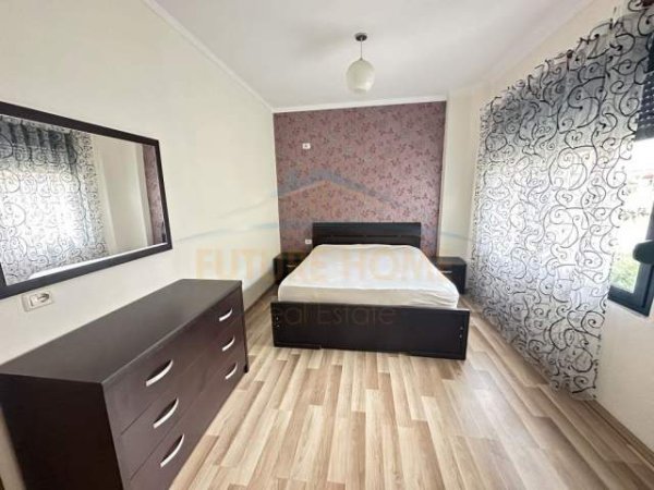 Tirane, jepet me qera apartament 2+1 Kati 4, 82 m² 400 Euro (Kodra E Diellit)