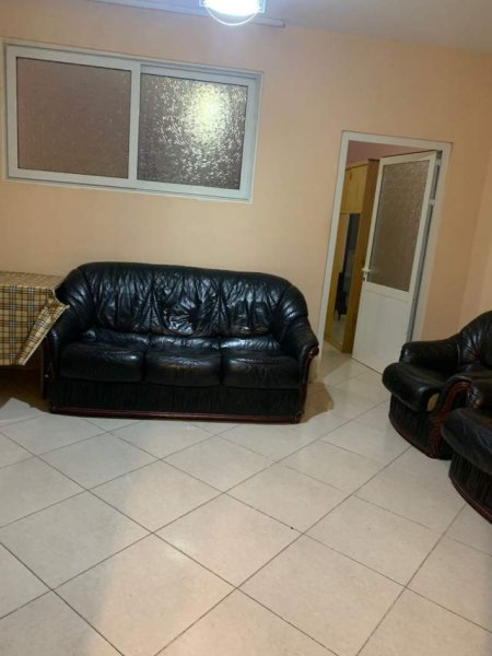 Tirane, jepet me qera apartament 1+1+BLK Kati 4, 47 m² 35.000 Leke (Rruga e Dibres)