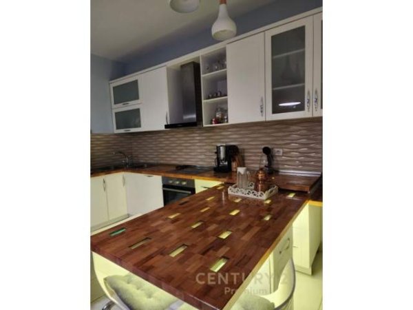 Tirane, jepet me qera apartament 2+1+A+BLK Kati 3, 75 m² 550 Euro (Kodra e Diellit)