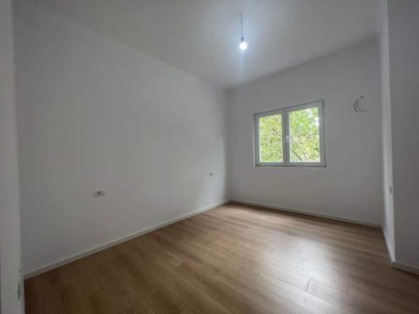 Tirane, shitet apartament 2+1+BLK Kati 3, 68 m² 115.000 Euro (21 Dhjetori)