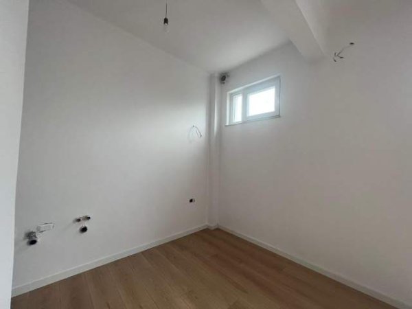 Tirane, shitet apartament 1+1+BLK Kati 3, 48 m² 88.000 Euro (21 Dhjetori)