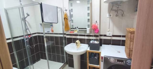 Plazh-Durres, jepet me qera apartament 1+1+BLK Kati 3, 74 m² 25 Euro (Pavaresia, Plazh)