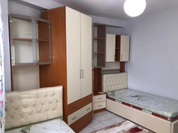 Tirane, jepet me qera apartament 2+1+BLK Kati 4, 100 m² 500 Euro