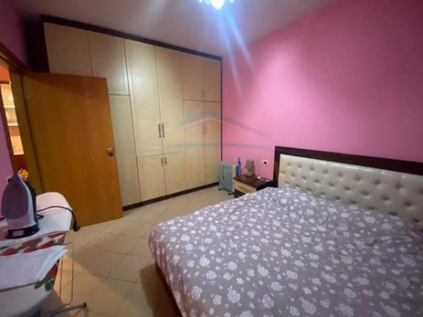 Tirane, shitet apartament 1+1+BLK Kati 4, 66 m² 69.600 Euro (Yzberisht)