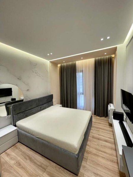 Japim me qira apartament 2+1+2,+Post parkimi,Square 21