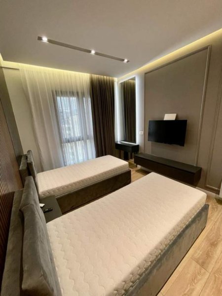 Japim me qira apartament 2+1+2,+Post parkimi,Square 21