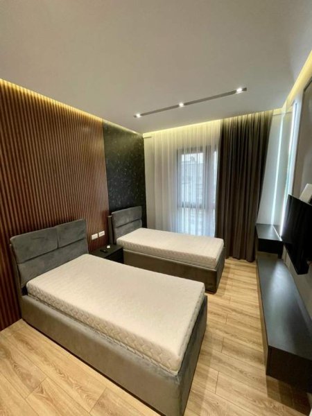 Japim me qira apartament 2+1+2,+Post parkimi,Square 21