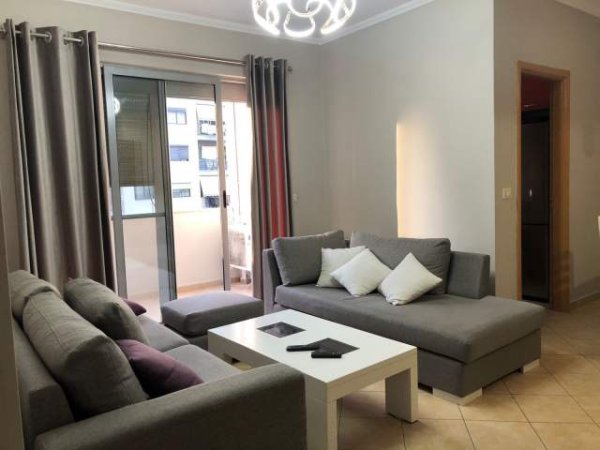 Tirane, jepet me qera apartament 2+1+A+BLK Kati 2, 90 m² 40.000 Leke