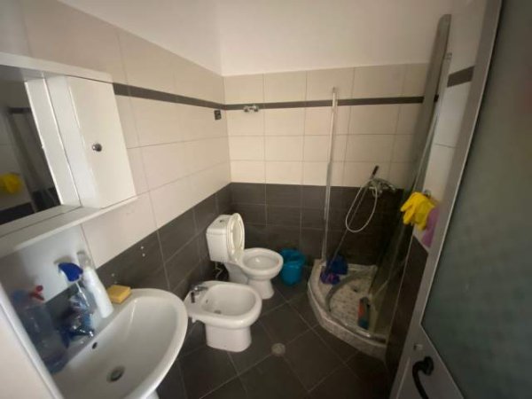 Durres, shitet apartament 1+1 Kati 9, 54 m² 45000 Euro (Durres)