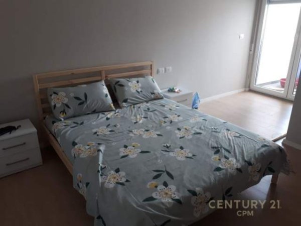 Tirane, Lista e ofertave  1+1 Kati 2, 69 m² 400 Euro (martenitei i ri ali demi)