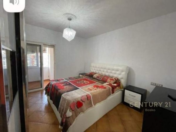 Tirane, jepet me qera apartament 2+1+BLK Kati 7, 87 m² 450 Euro (rruga don bosko)