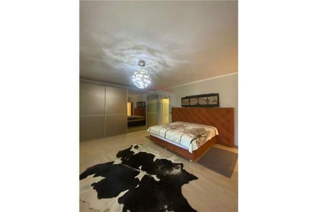 Tirane, shitet apartament 3+1+A+BLK Kati 7, 290 m² 500.000 Euro (Bulevardi Zhan D'ark)