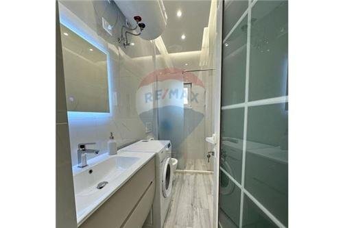 Tirane, shitet apartament 1+1+A Kati 1, 38 m² 63.000 Euro (Rr. Dritan Hoxha)