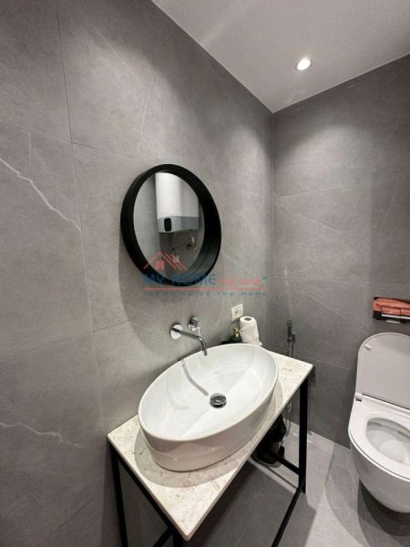 Tirane, jepet me qera apartament Kati 3, 40 m² 550 € (Rruga e Durresit)