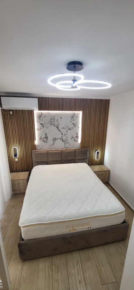 Tirane, jepet me qera apartament 2+1 Kati 3, 80 m² 600 € (Kopshti zoologjik)