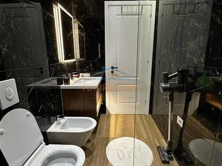 Tirane, shitet apartament 2+1 Kati 8, 112 m² 25.300.000 € 