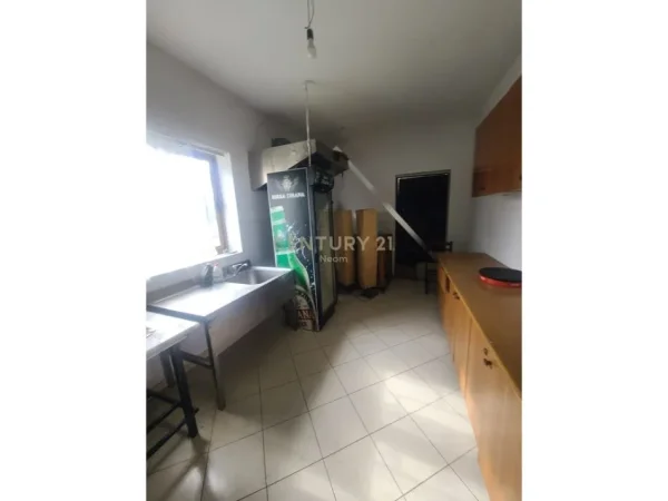 Elbasan, shitet ambjent biznesi Kati 0, 100 m² (Neom120895)