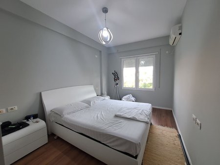 Tirane, jepet me qera apartament duplex Kati 1, 125 m² 900 € 