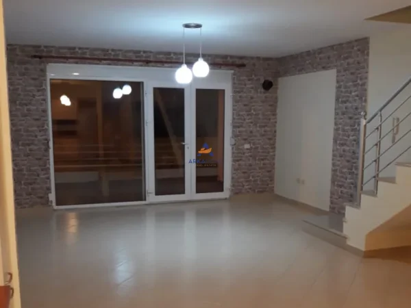 Tirane, shitet apartament duplex Dublex Kati 2, 160 m² 280.000 € (REZIDENCA KODRA E DIELLIT)