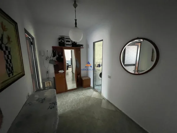 Tirane, shitet apartament 1+1+Ballkon , 54 m² 107.000 € (SHKOLLA 1 MAJ "ALI DEM")