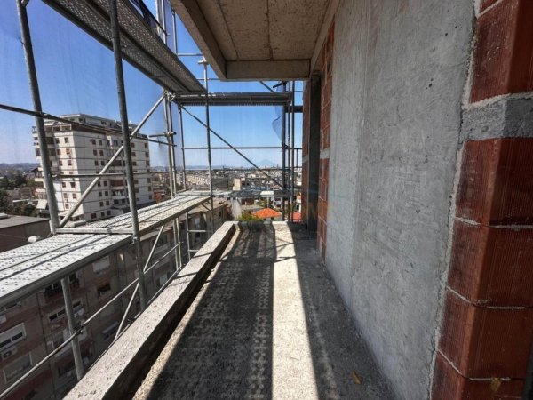Tirane, shitet apartament 2+1+Ballkon Kati 7, 99 m² 160.000 € (Kompleksi Casa Bosco, Don Bosko, Tirane)