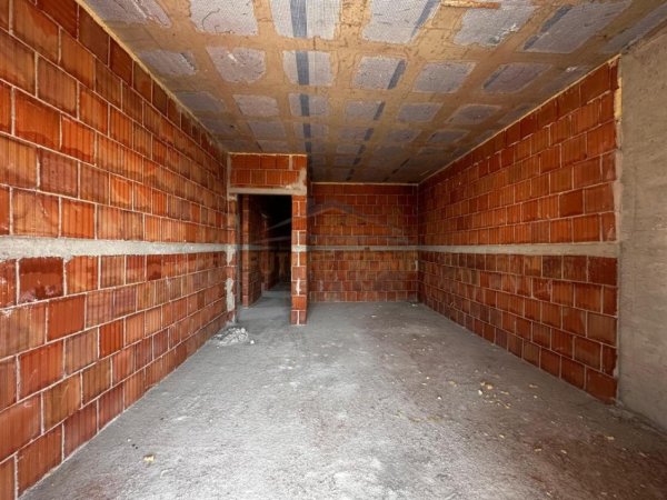 Tirane, shitet apartament 2+1+Ballkon Kati 7, 99 m² 160.000 € (Kompleksi Casa Bosco, Don Bosko, Tirane)