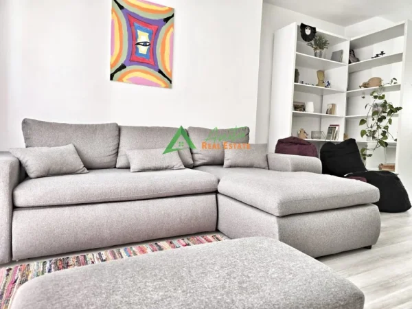 Tirane, jepet me qera apartament 1+1+Ballkon Kati 2, 65 m² 600 € 