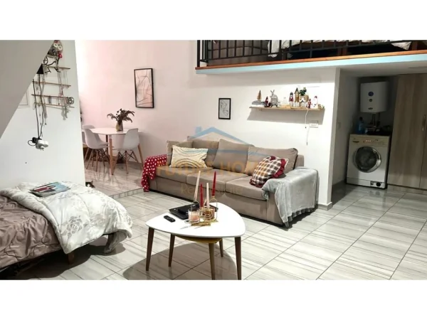 Tirane, shitet apartament duplex Dublex Kati 0, 60 m² 70.000 € (RRUGA 5 MAJ)