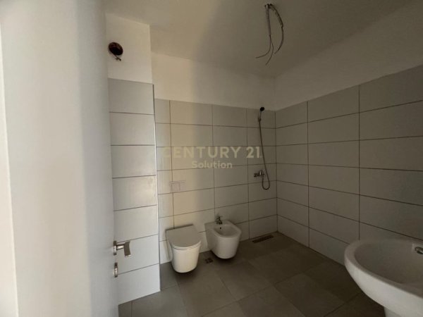 Tirane, shitet apartament 2+1 Kati 3, 88 m² 180.000 € (Rezidenca Kodra e Diellit)