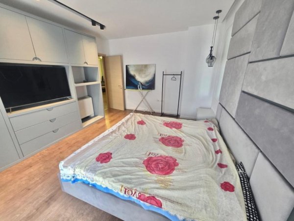 Tirane, jepet me qera apartament 1+1+Ballkon Kati 5, 115 m² 750 € (Green City)