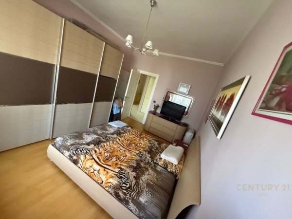 Tirane, shitet apartament 2+1 Kati 3, 124 m² 215.000 € (PRANE MATERNITETIT TE RI!)