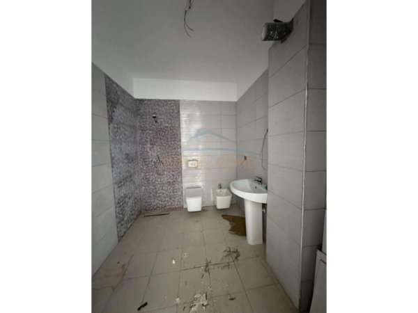 Shqiperi, shitet apartament 1+1+Ballkon Kati 10, 73 m² 159.000 € (Don Bosko)